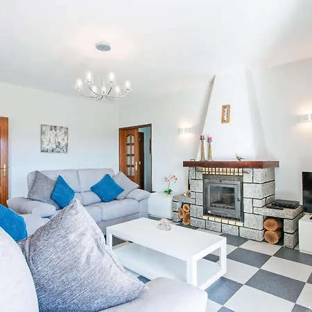 Luxurious In Historical Countryside, Villa